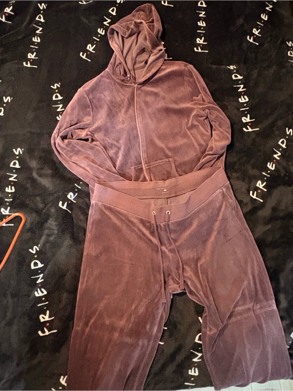 Vintage Y2K New York & Company Purple Velour Tracksuit Set - Size L